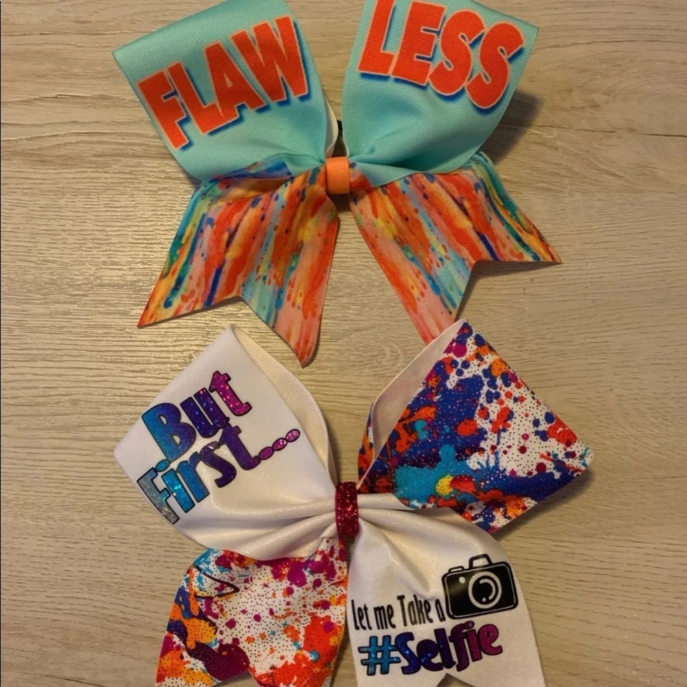 Large Bows